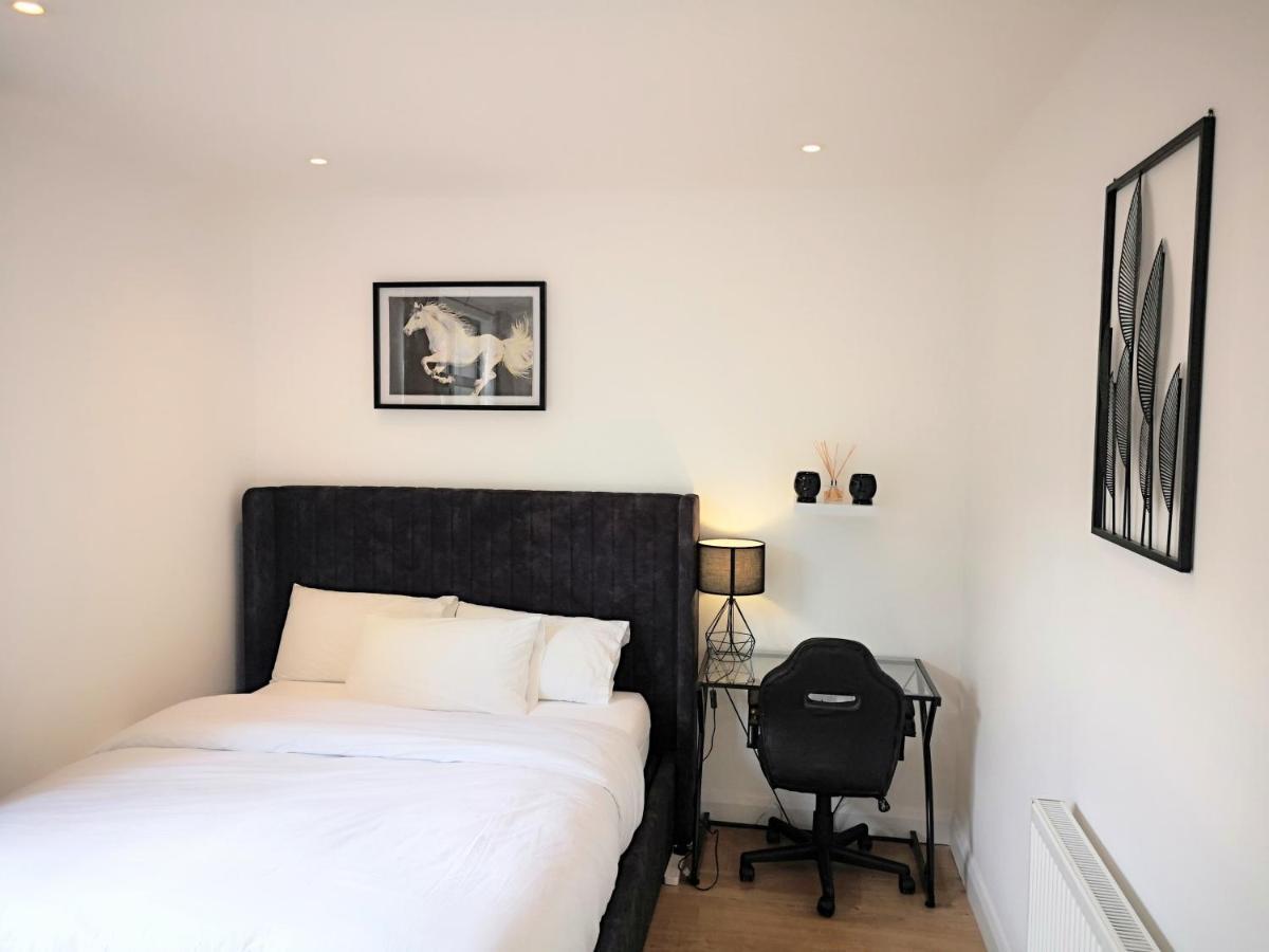 Clifton Court Hemel Apartamento Hemel Hempstead Exterior foto